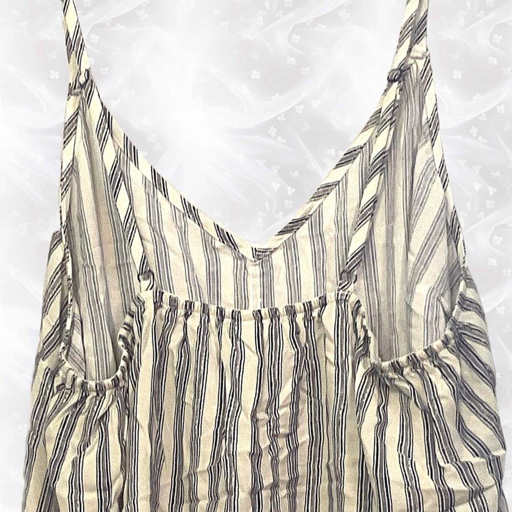 Sleep by CACIQUE Sleep top - Picture 4 of 4